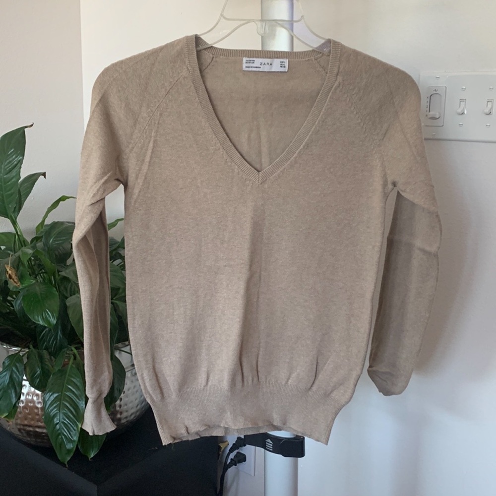 Zara knit V Neck Pullover Sweater Sz S Taupe Beige Lightweight long sleeves